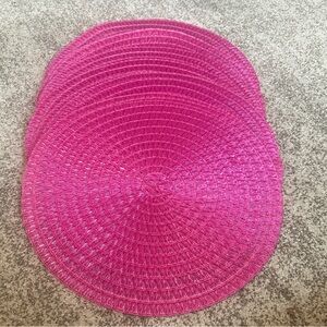 Homegoods (6) Hot Pink Round Placemat